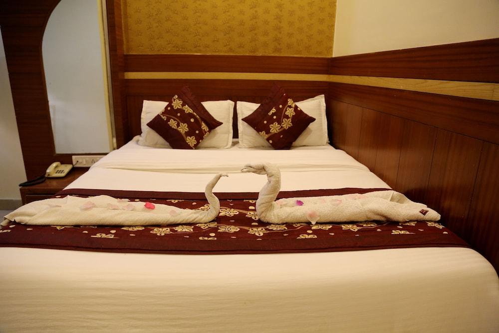 Hotel Shivam International - A Well Hygiene Property All Staff Vaccinated " New Delhi Eksteriør billede
