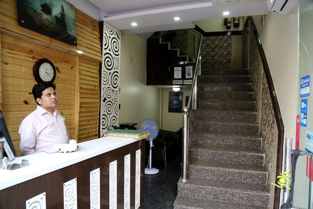 Hotel Shivam International - A Well Hygiene Property All Staff Vaccinated " New Delhi Eksteriør billede
