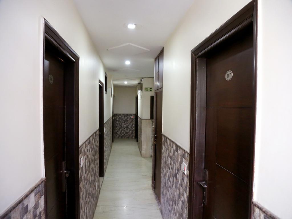 Hotel Shivam International - A Well Hygiene Property All Staff Vaccinated " New Delhi Eksteriør billede